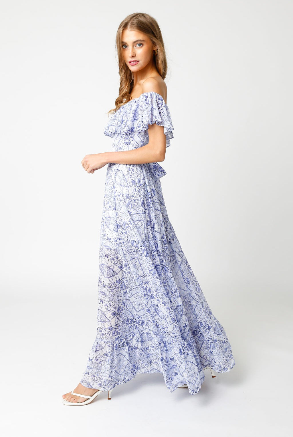 store that sells dresses