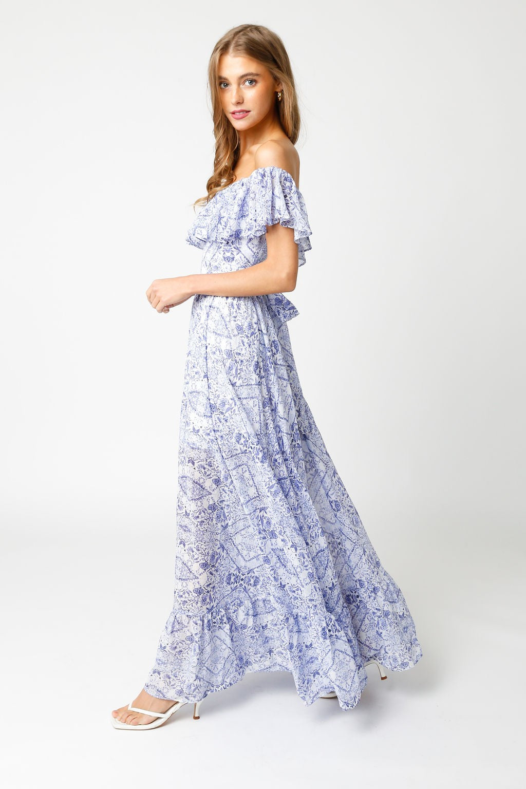 store that sells dresses