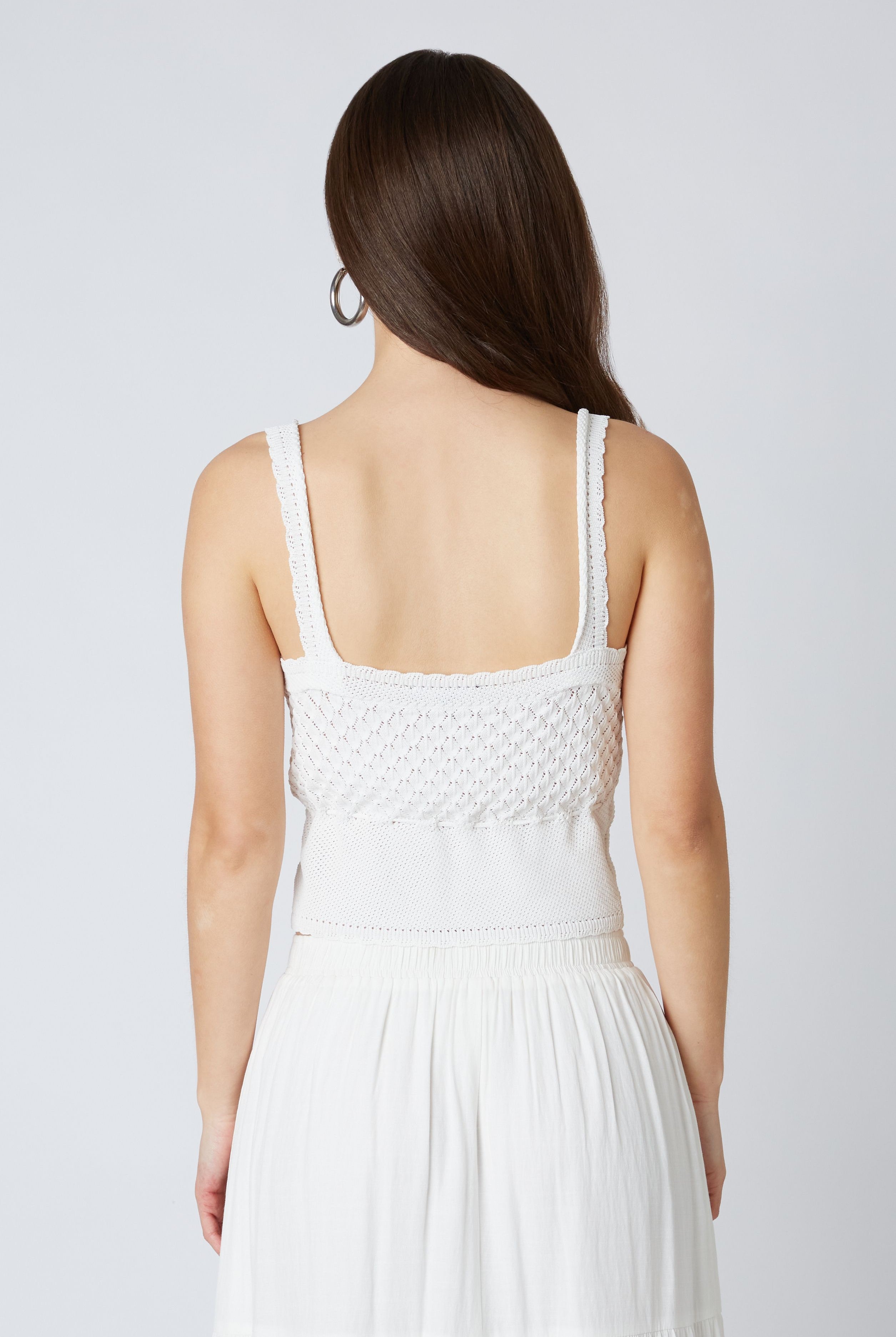 sleeveless tops for women