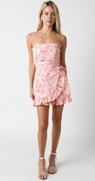 store that sells dresses