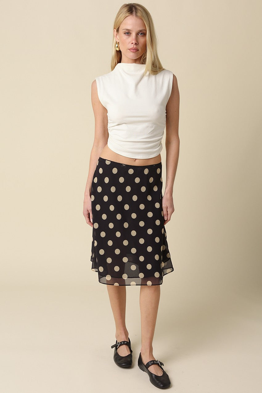 Model view of the mesh overlay of the Leia polka dot midi skirt